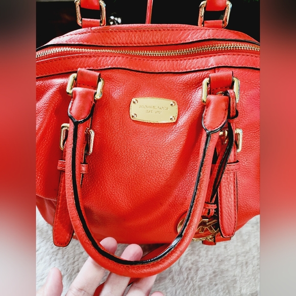 SOLD!Original Michael kors bag - Picture 7 of 16